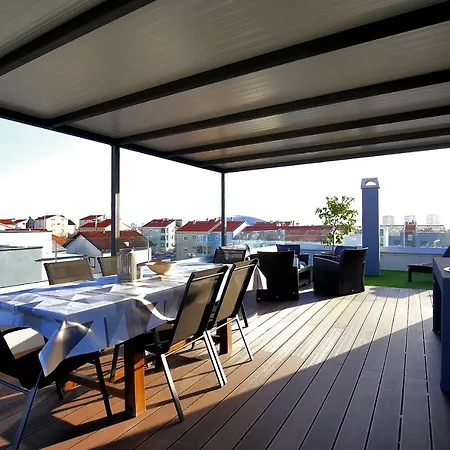 Appartement Esso Private Roof Terrace Zadar